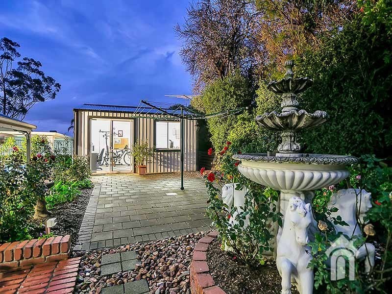 12 Cornwall Court, Woodcroft SA 5162