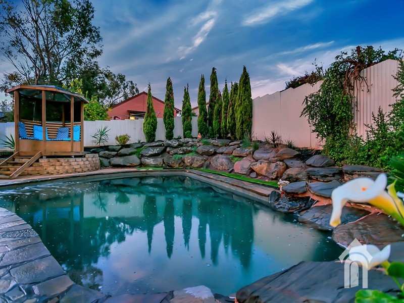 16 Garland Road, Noarlunga Downs SA 5168