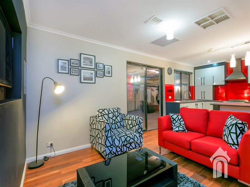 16 Garland Road, Noarlunga Downs SA 5168