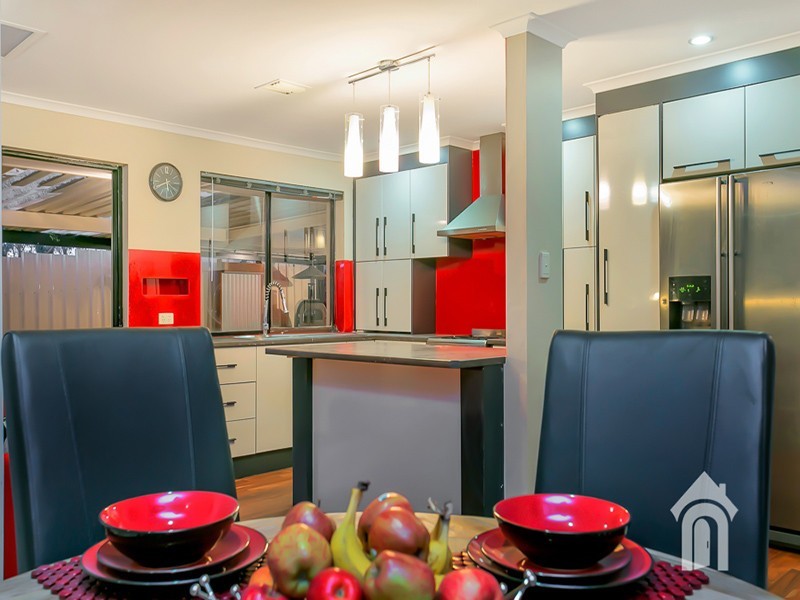 16 Garland Road, Noarlunga Downs SA 5168