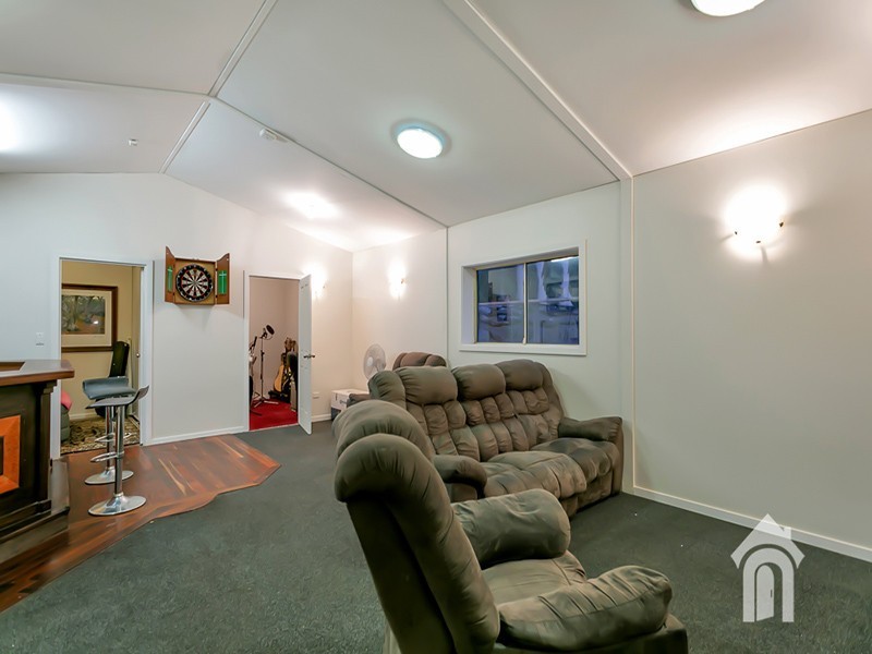 16 Garland Road, Noarlunga Downs SA 5168