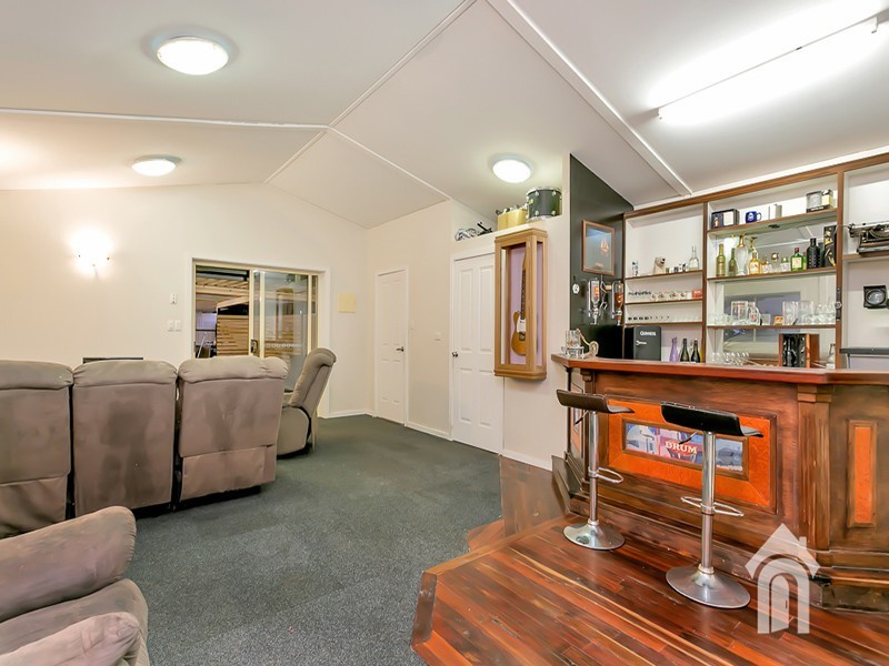 16 Garland Road, Noarlunga Downs SA 5168