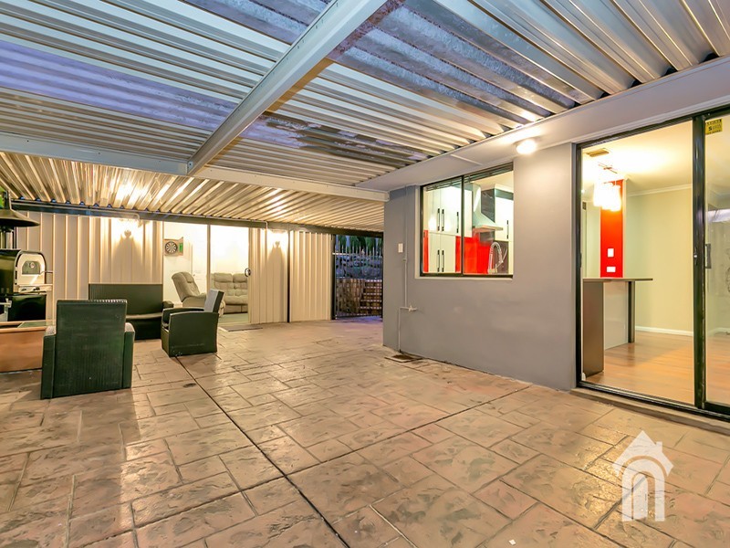 16 Garland Road, Noarlunga Downs SA 5168