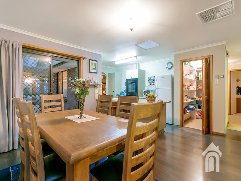 2 Narina Way, Aberfoyle Park SA 5159