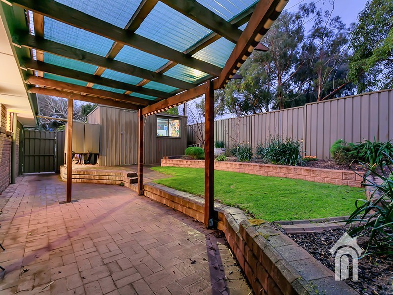 2 Narina Way, Aberfoyle Park SA 5159