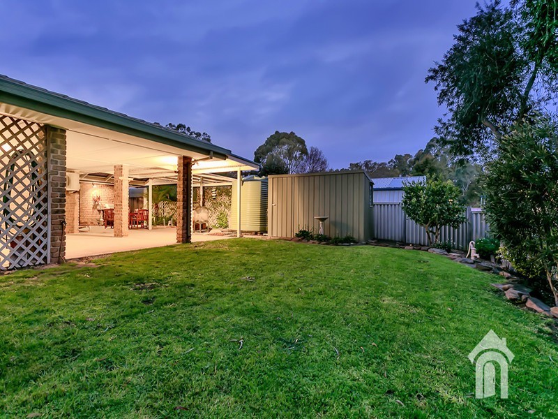 2 Narina Way, Aberfoyle Park SA 5159