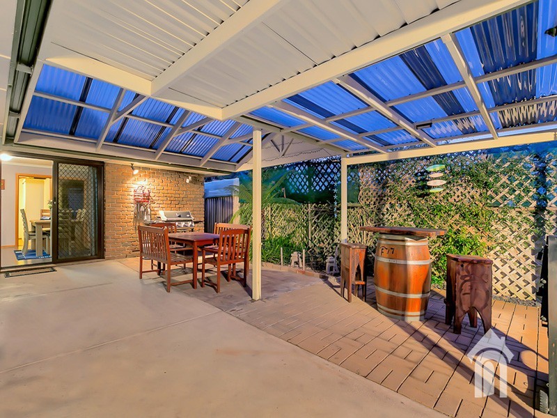 2 Narina Way, Aberfoyle Park SA 5159