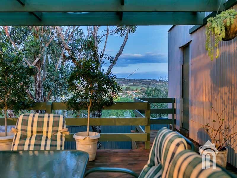 6 Bramley Court, Huntfield Heights SA 5163