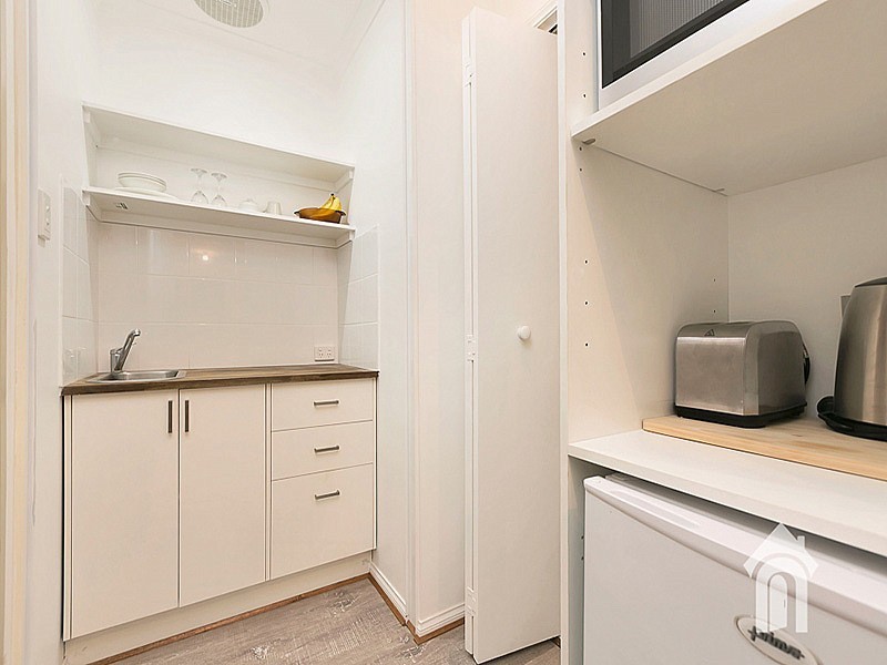 22 Rowley Road, Port Willunga SA 5173