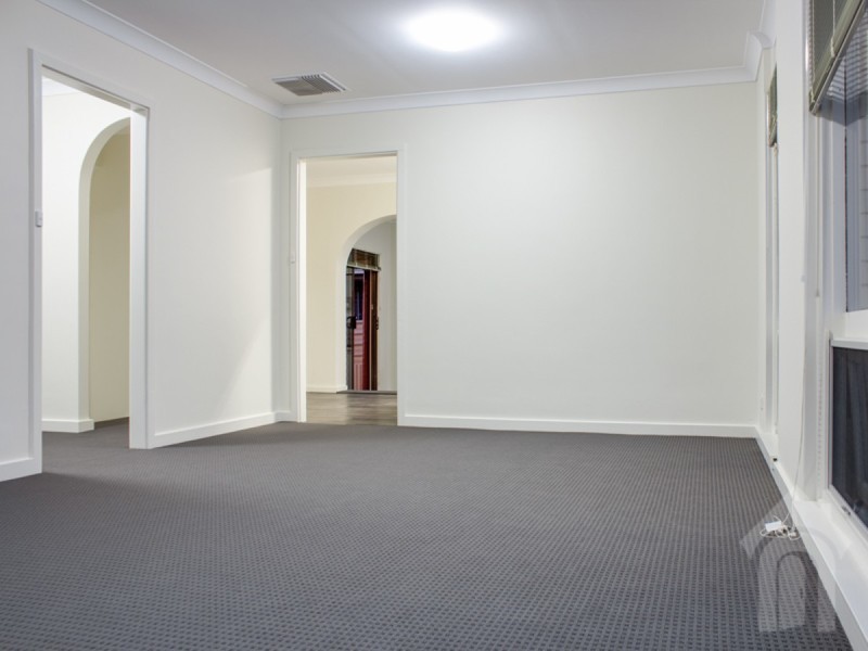 17 Salisbury Avenue, Morphett Vale SA 5162