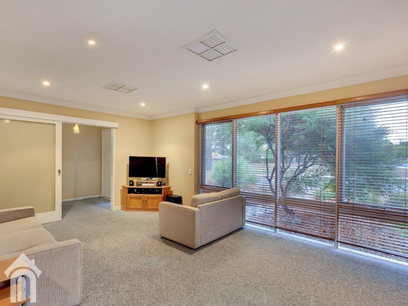 21 Ayre Street, Morphett Vale SA 5162