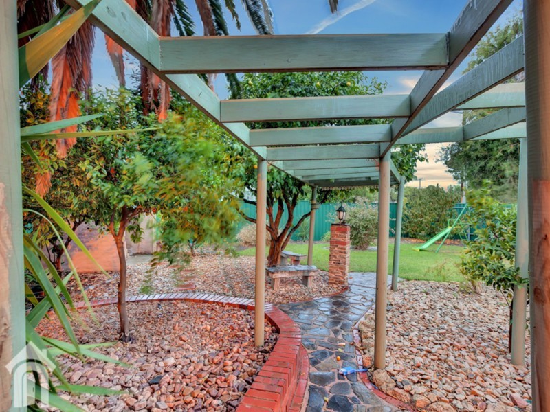 21 Ayre Street, Morphett Vale SA 5162