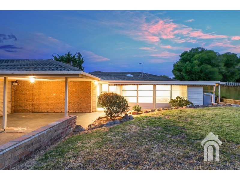 8 Leslie Court, Morphett Vale SA 5162