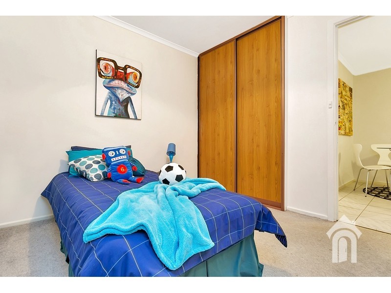 8 Leslie Court, Morphett Vale SA 5162
