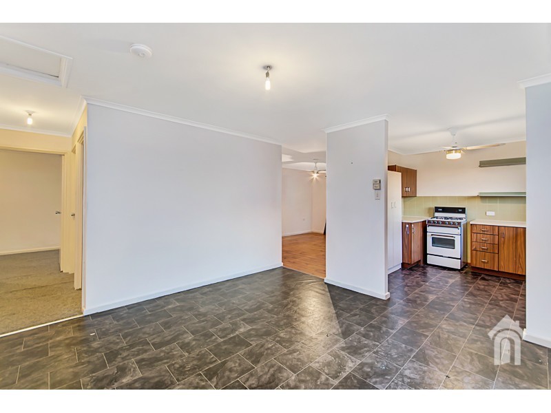 17 Amsterdam Road, Hackham West SA 5163