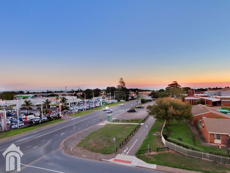 22/2 Ochre Place, Christie Downs SA 5164