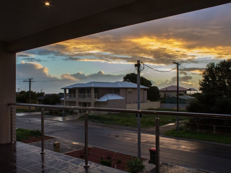 8A Harvey Crescent, Aldinga Beach SA 5173