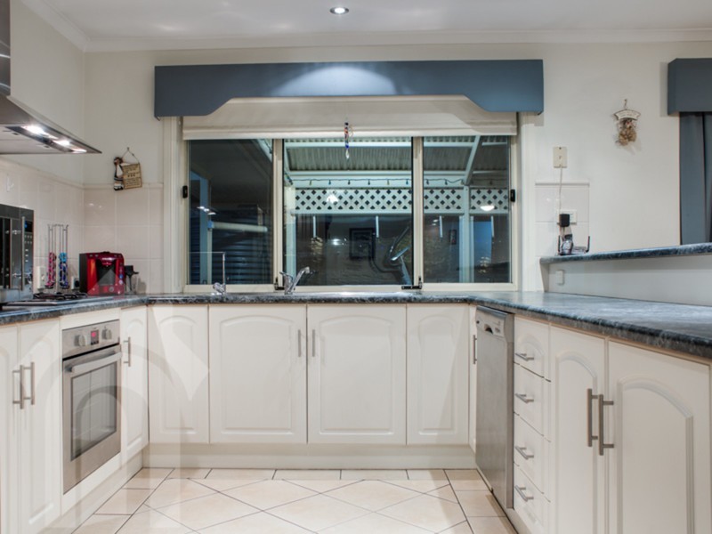 24 Marrington Circuit, Morphett Vale SA 5162