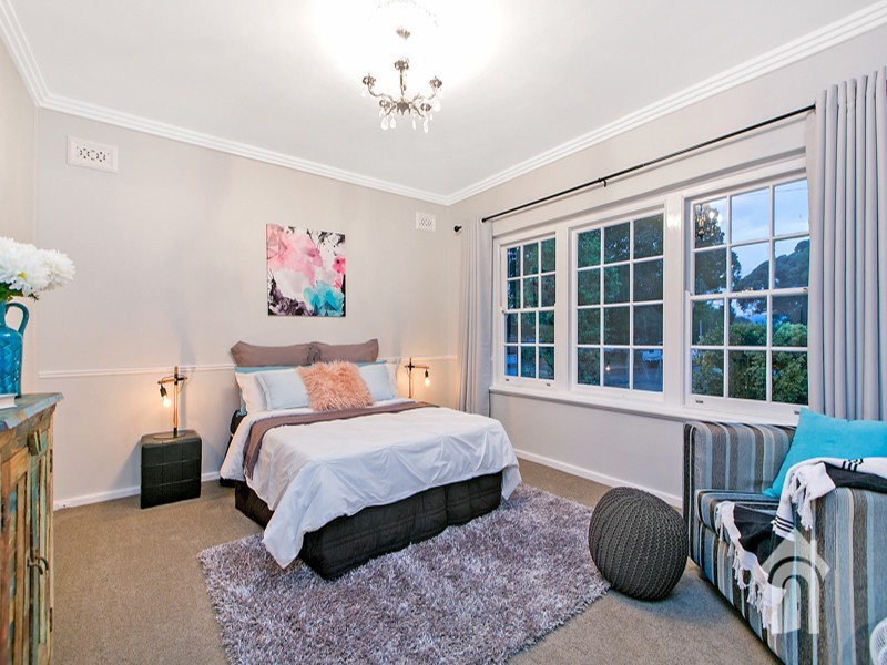 9 Yates Crescent, Morphett Vale SA 5162