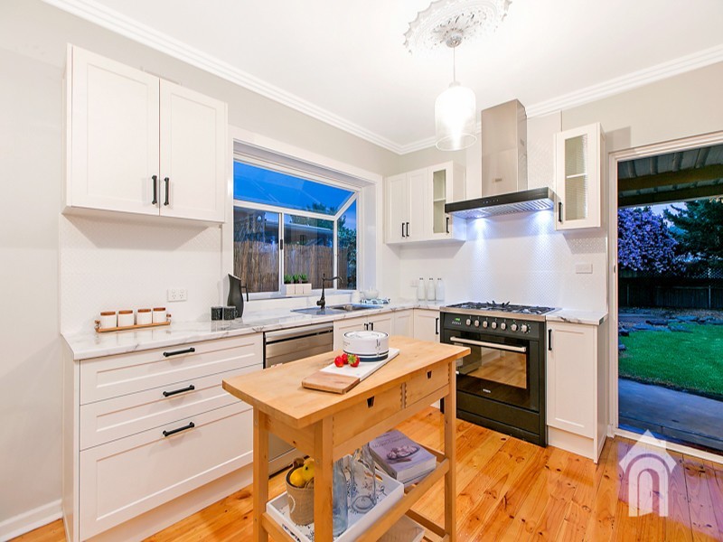 9 Yates Crescent, Morphett Vale SA 5162