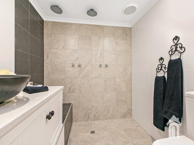 9 Yates Crescent, Morphett Vale SA 5162