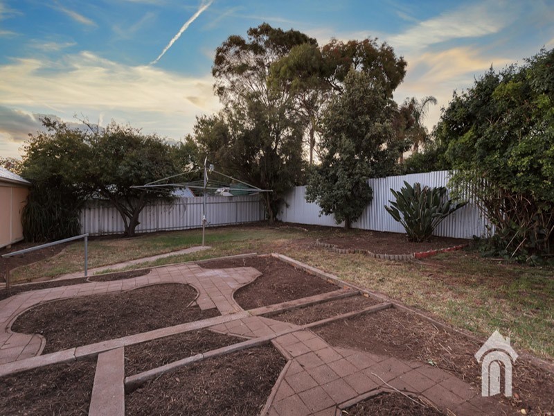 9 Victor Terrace, Morphett Vale SA 5162
