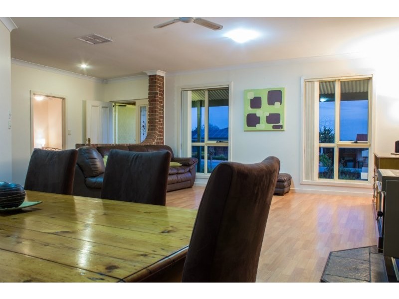 25 Winham Avenue, Old Reynella SA 5161