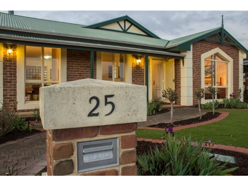 25 Winham Avenue, Old Reynella SA 5161