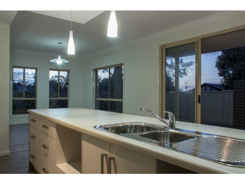 15a Roger Road, Morphett Vale SA 5162