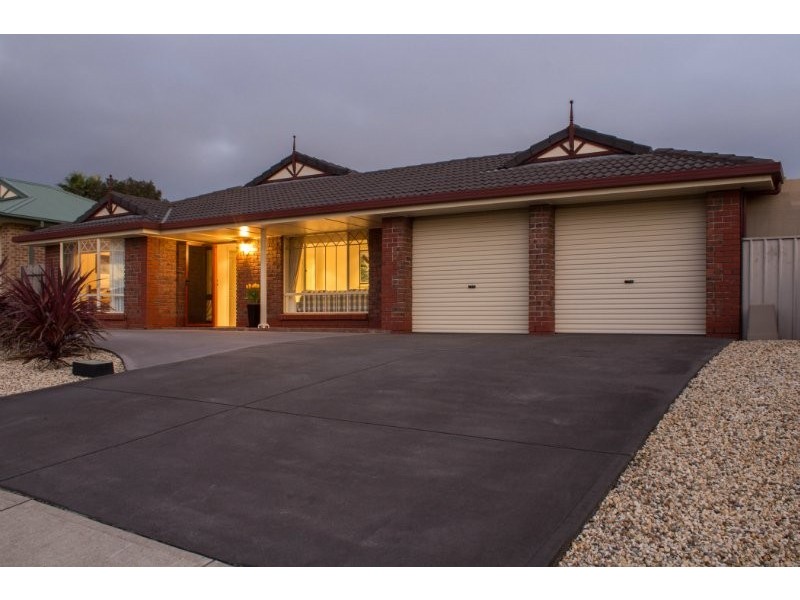 8 Nyrang Circuit, Woodcroft SA 5162