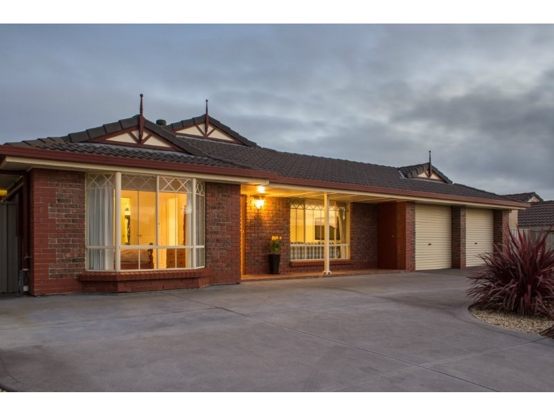 8 Nyrang Circuit, Woodcroft SA 5162