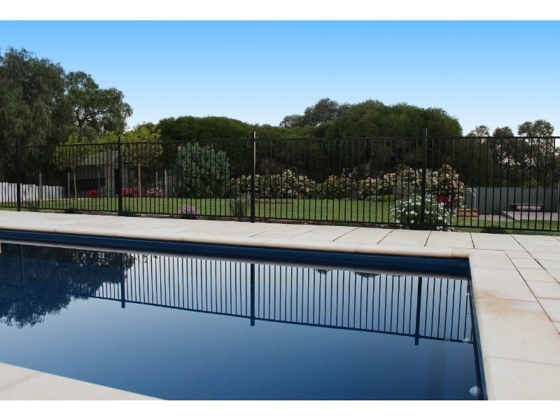 46 Penneys Hill Road, Hackham SA 5163