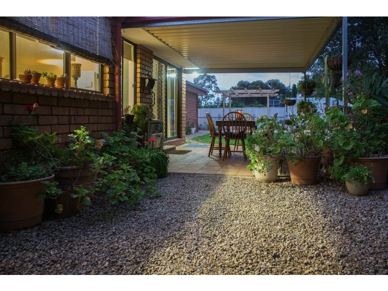 35 Lismore Crescent, Huntfield Heights SA 5163