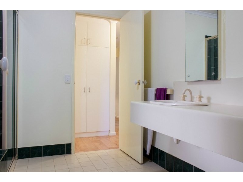 35 Lismore Crescent, Huntfield Heights SA 5163