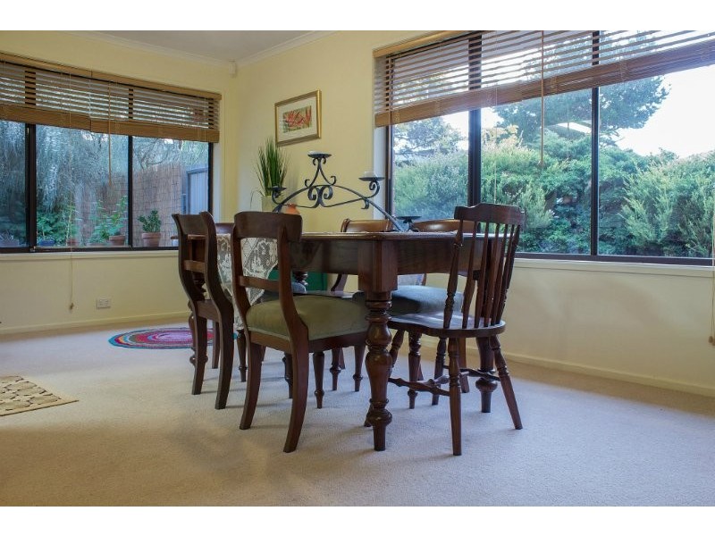 35 Lismore Crescent, Huntfield Heights SA 5163