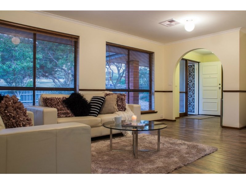 42 Bathurst Avenue, Moana SA 5169