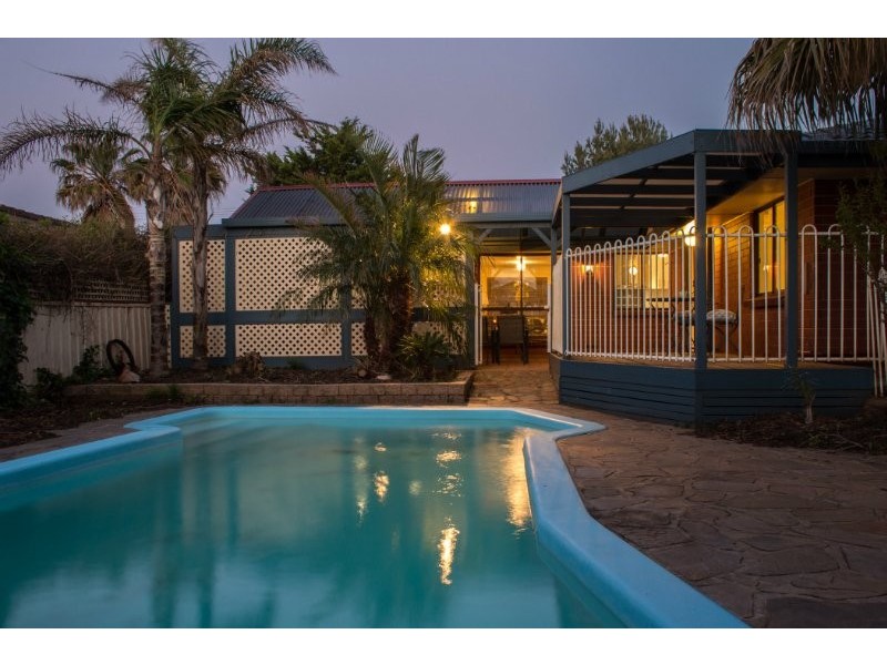 42 Bathurst Avenue, Moana SA 5169