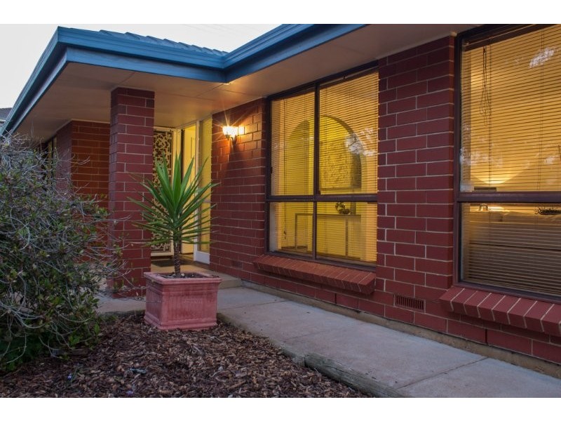 42 Bathurst Avenue, Moana SA 5169