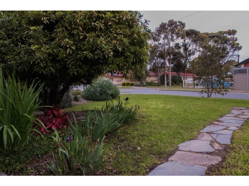 42 Powell Place, Morphett Vale SA 5162