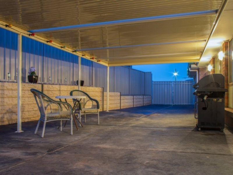 5 Sameden Drive, Noarlunga Downs SA 5168