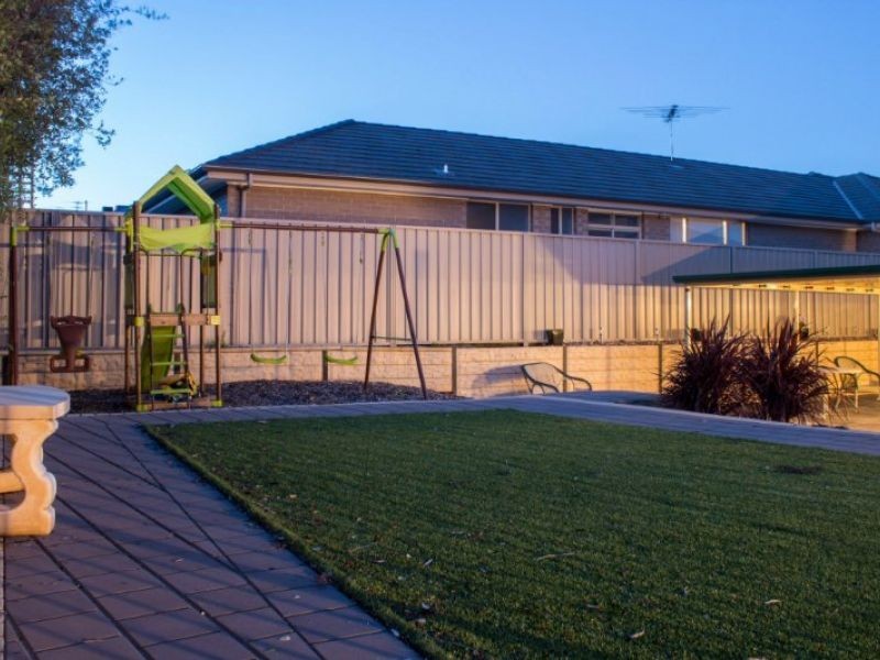 5 Sameden Drive, Noarlunga Downs SA 5168