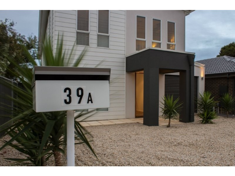 39a Lennard Drive, Moana SA 5169