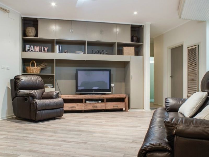 4 Ridge Court, Morphett Vale SA 5162