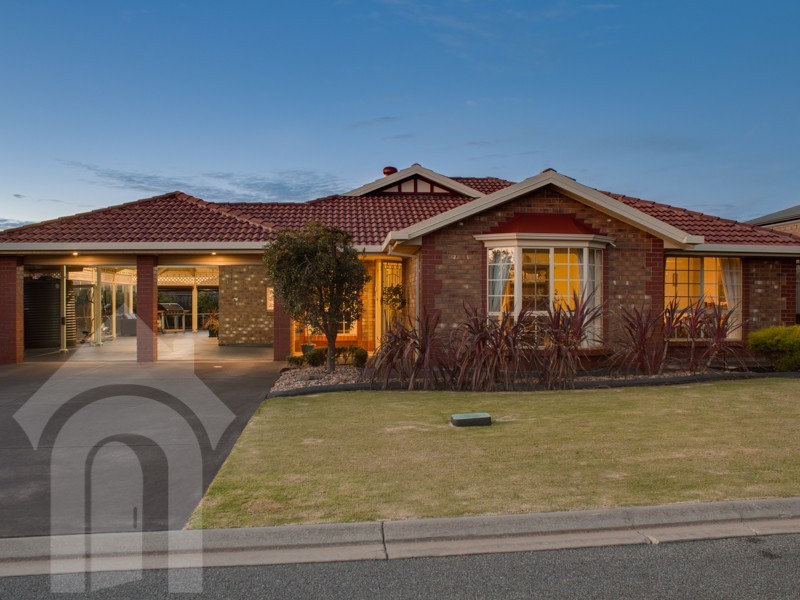 24 Marrington Circuit, Morphett Vale SA 5162