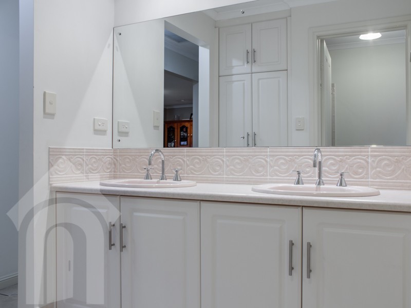 24 Marrington Circuit, Morphett Vale SA 5162