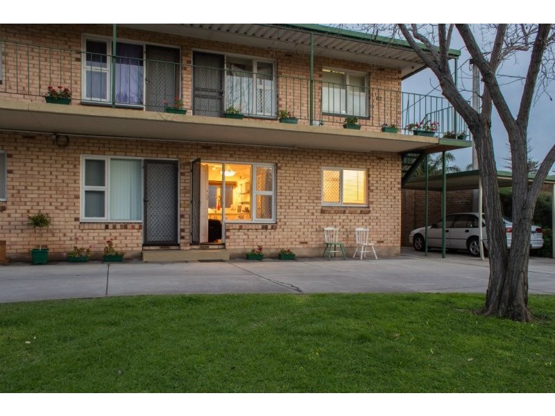1/8a Jervois Street, Glenelg North SA 5045