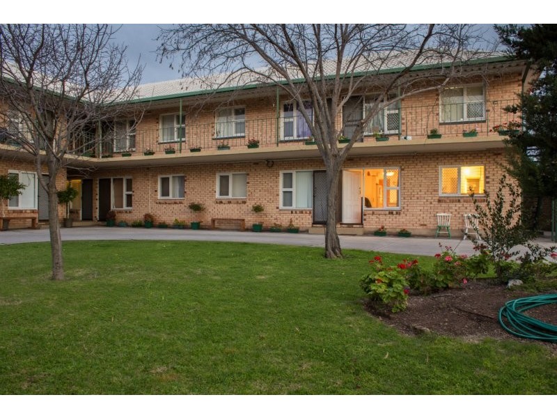 1/8a Jervois Street, Glenelg North SA 5045