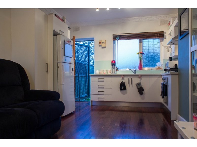 1/8a Jervois Street, Glenelg North SA 5045