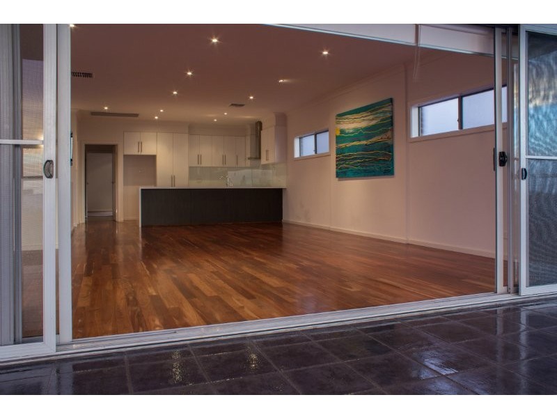 8A Harvey Crescent, Aldinga Beach SA 5173