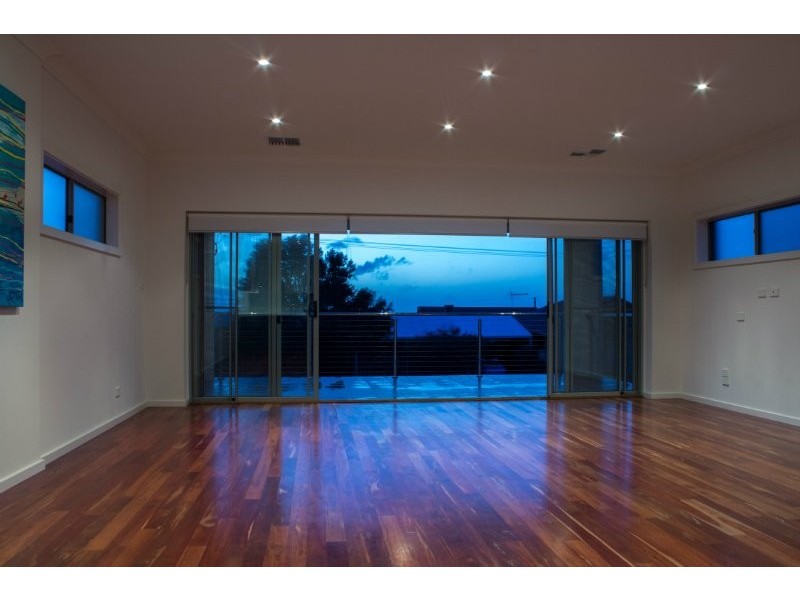 8A Harvey Crescent, Aldinga Beach SA 5173